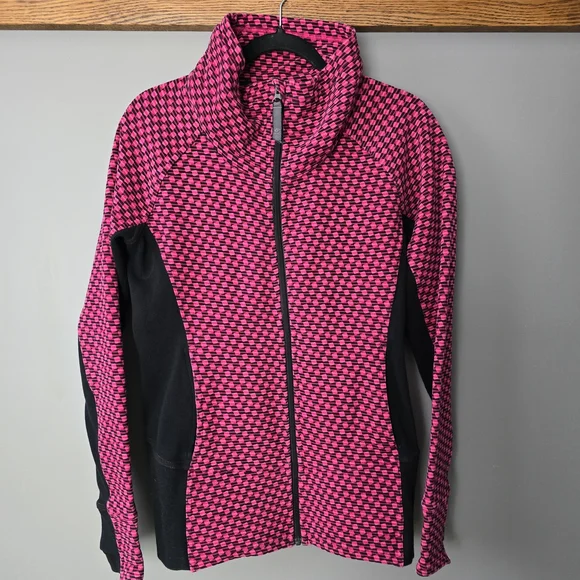 Lululemon Radiant Jacket in the colorway Deep Dive Berry Rumble Black / Black - Picture 1 of 6
